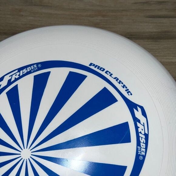 Frisbee Disc Pro Classic Disc Golf 4.5  Oz - Picture 4 of 7